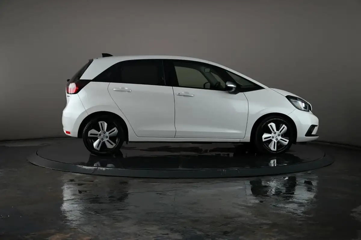 2021-honda-jazz-15-i-mmd-ex-107ps-big-28