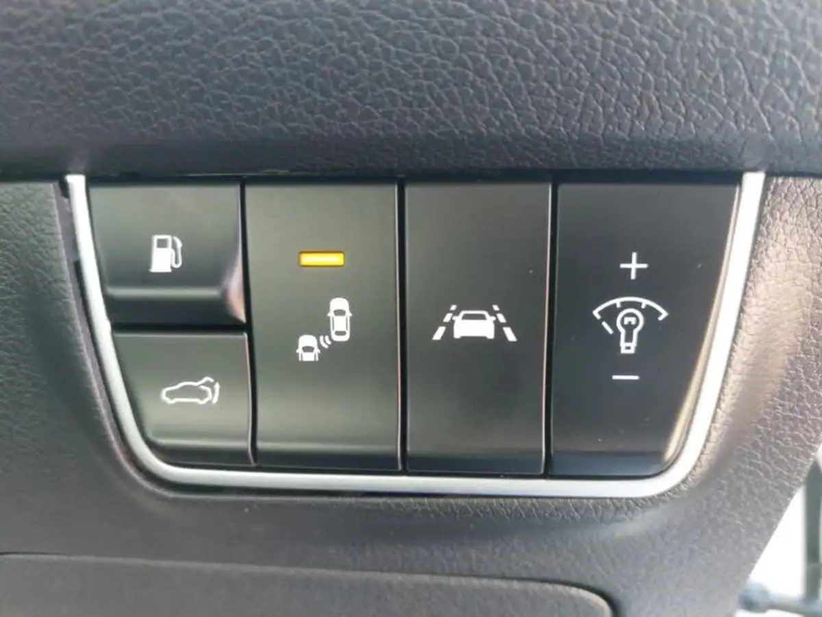 2019-kia-stinger-20-t-gdi-gt-line-s-242bhp-big-11