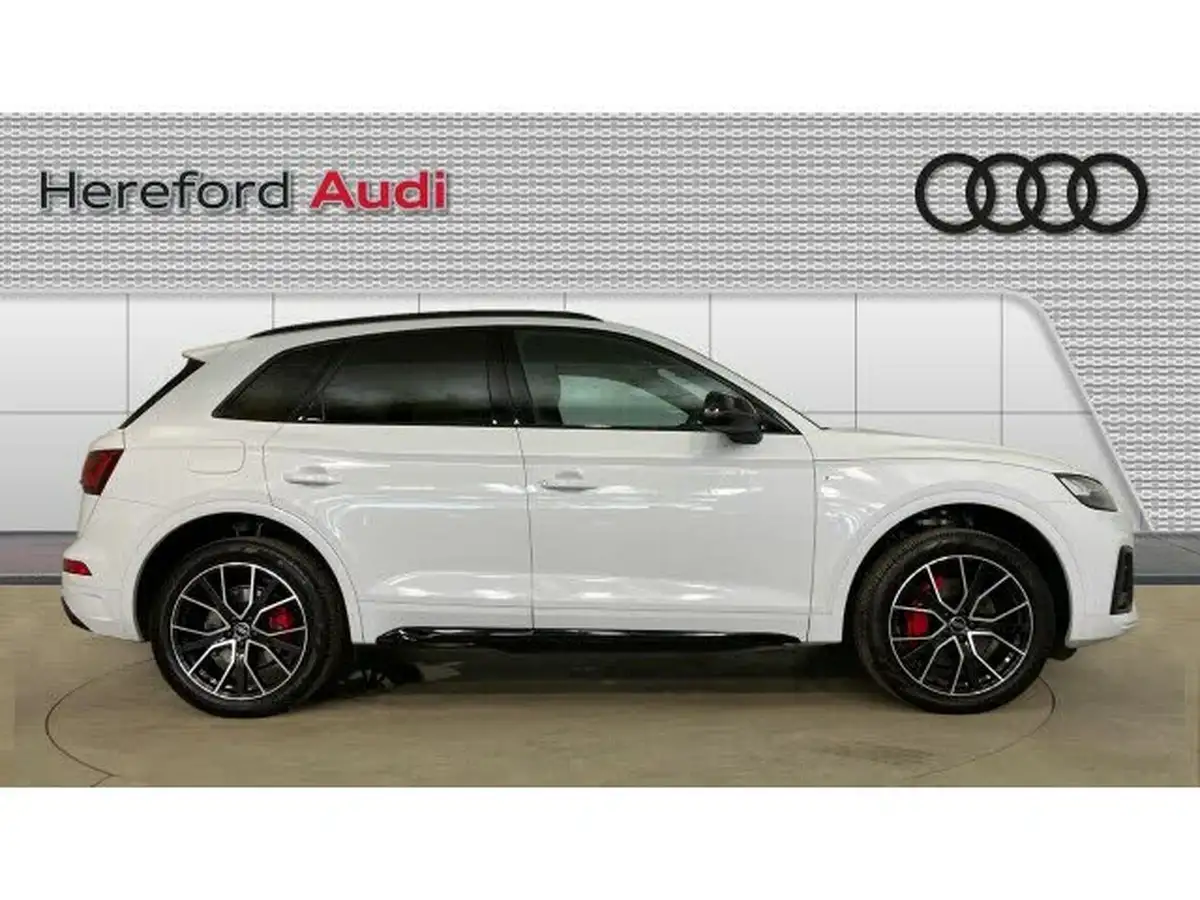 2023-audi-q5-20-50-tfsi-e-edition-1-station-wagon-big-3