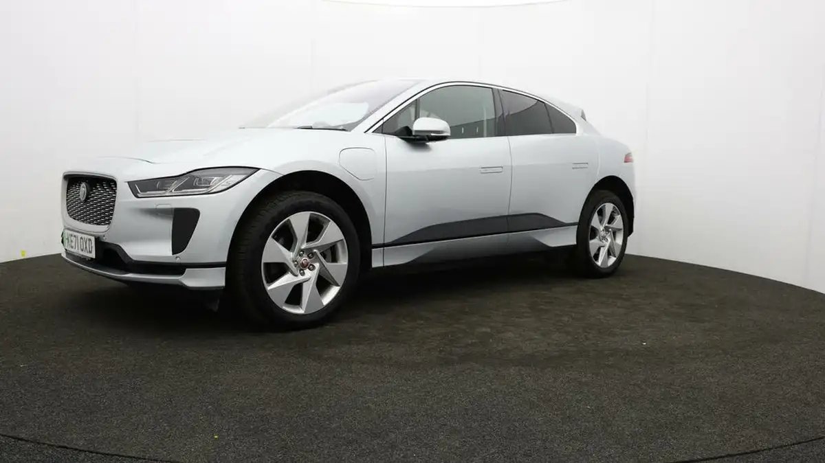 2021-jaguar-i-pace-ev400-se-big-54