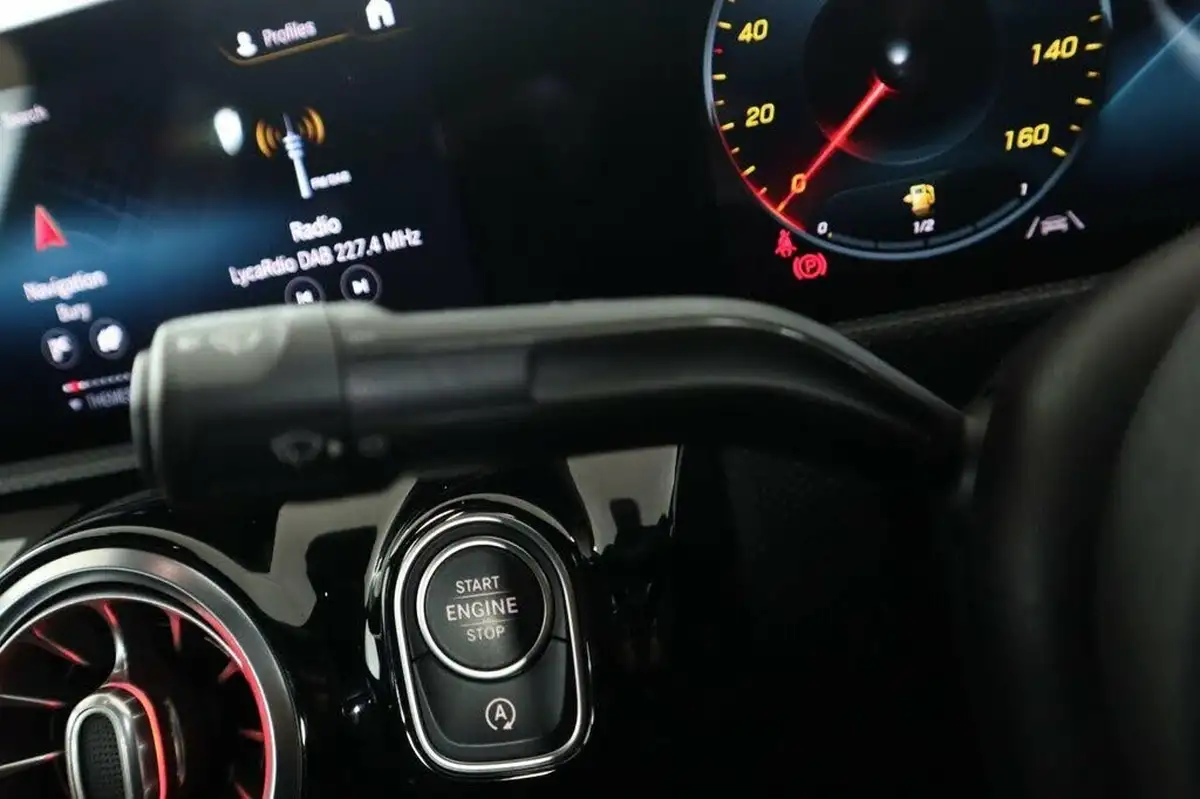 2020-mercedes-benz-cla-13-cla-200-amg-line-premium-coupe-4d-7g-dct-big-19