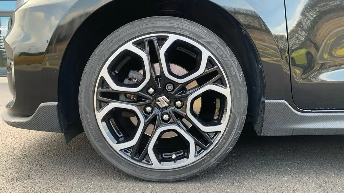 2021-suzuki-swift-14-boosterjet-sport-big-13