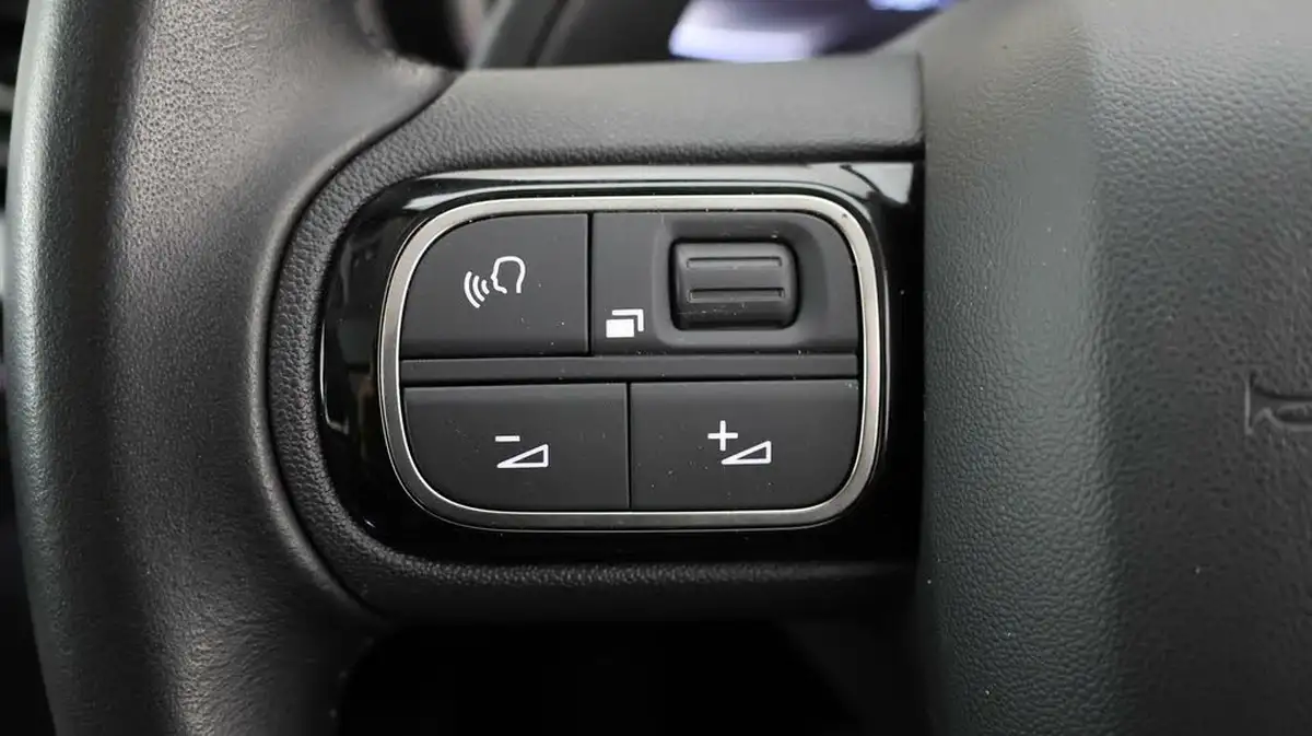 2019-citroen-c5-aircross-16-puretech-flair-plus-big-22