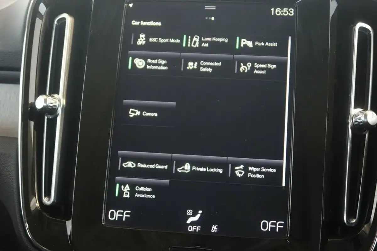 2022-volvo-xc40-20-b4-inscription-awd-big-17