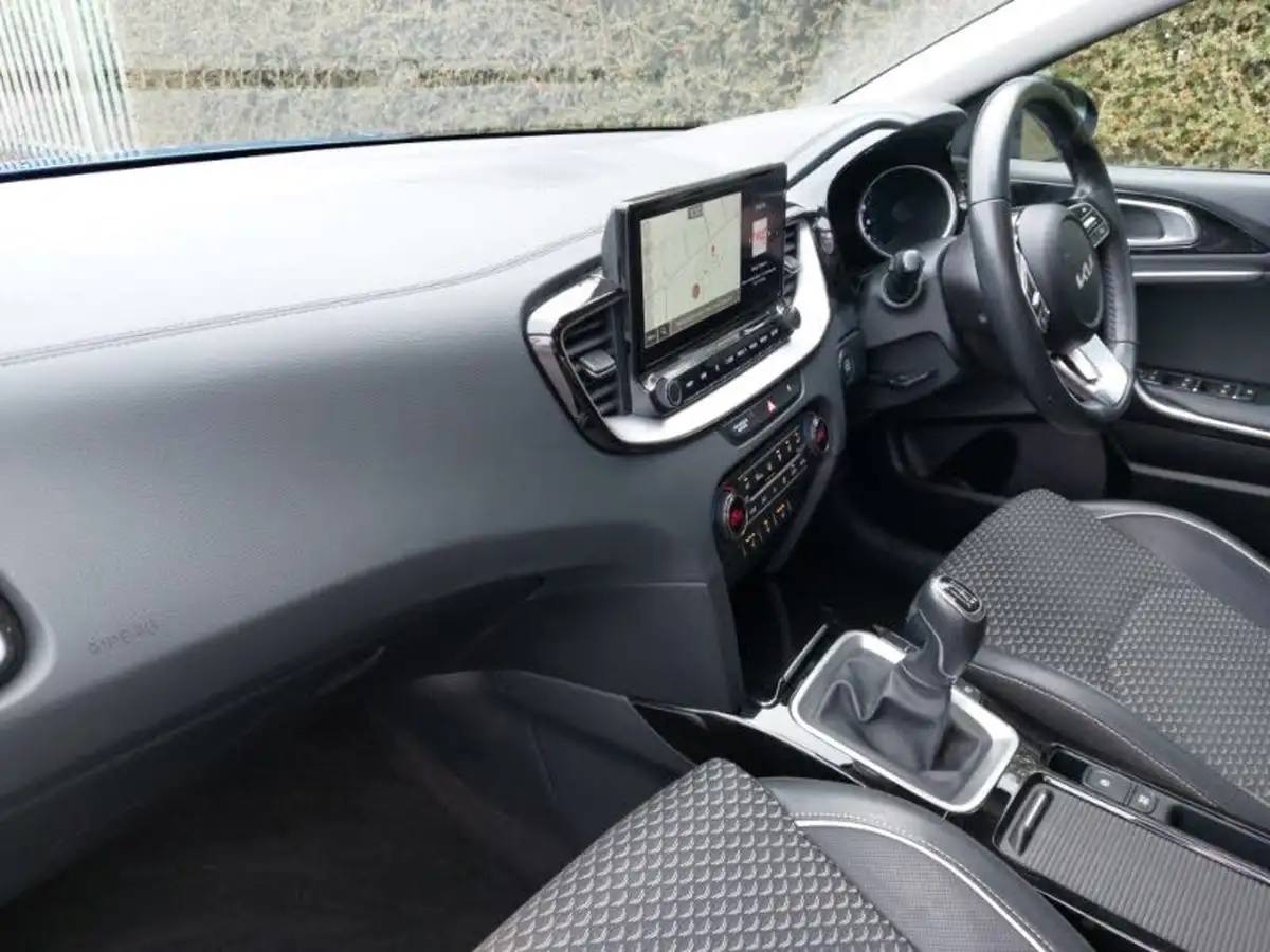 2023-kia-xceed-15-t-gdi-3-158bhp-big-4