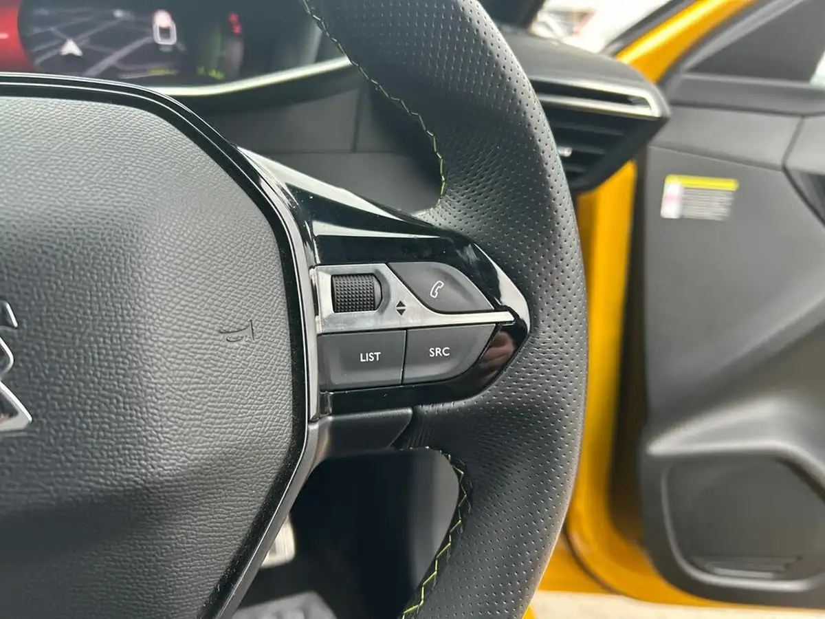 2022-peugeot-208-12-puretech-gt-premium-100bhp-big-38