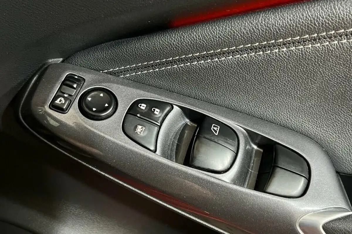 2022-nissan-juke-10-dig-t-tekna-dct-big-34