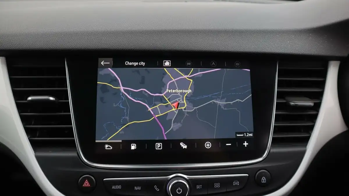 2020-vauxhall-crossland-x-12i-sri-nav-big-11
