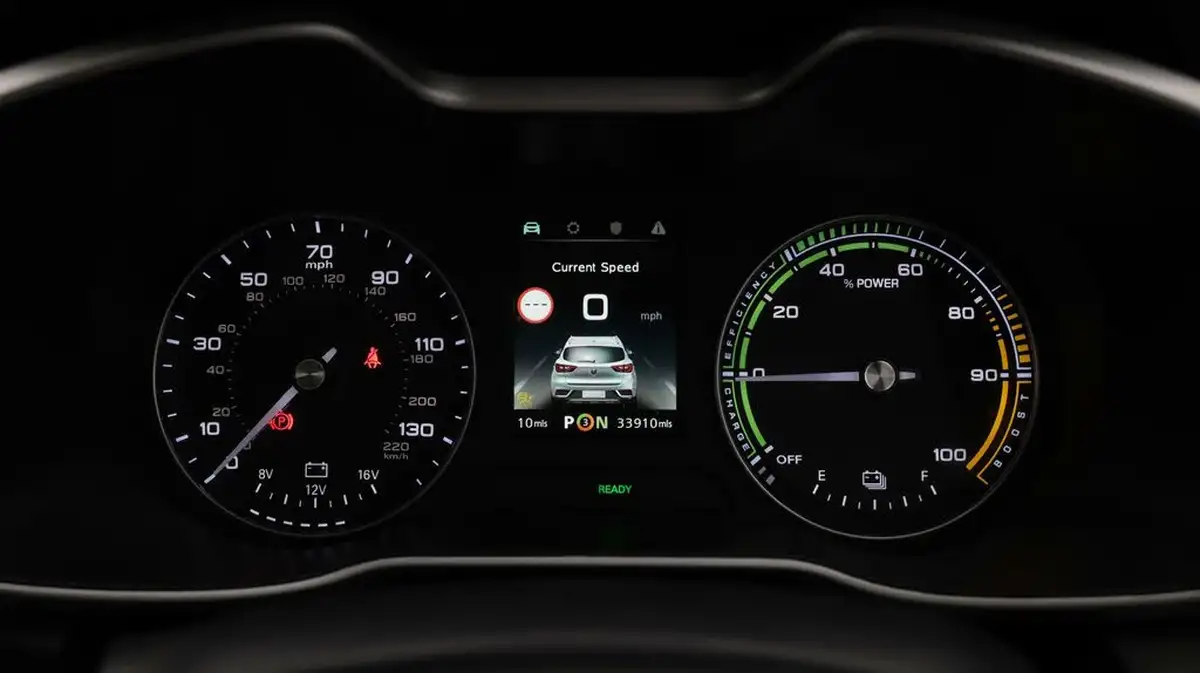 2021-mg-zs-suv-e-exclusive-ev-big-10