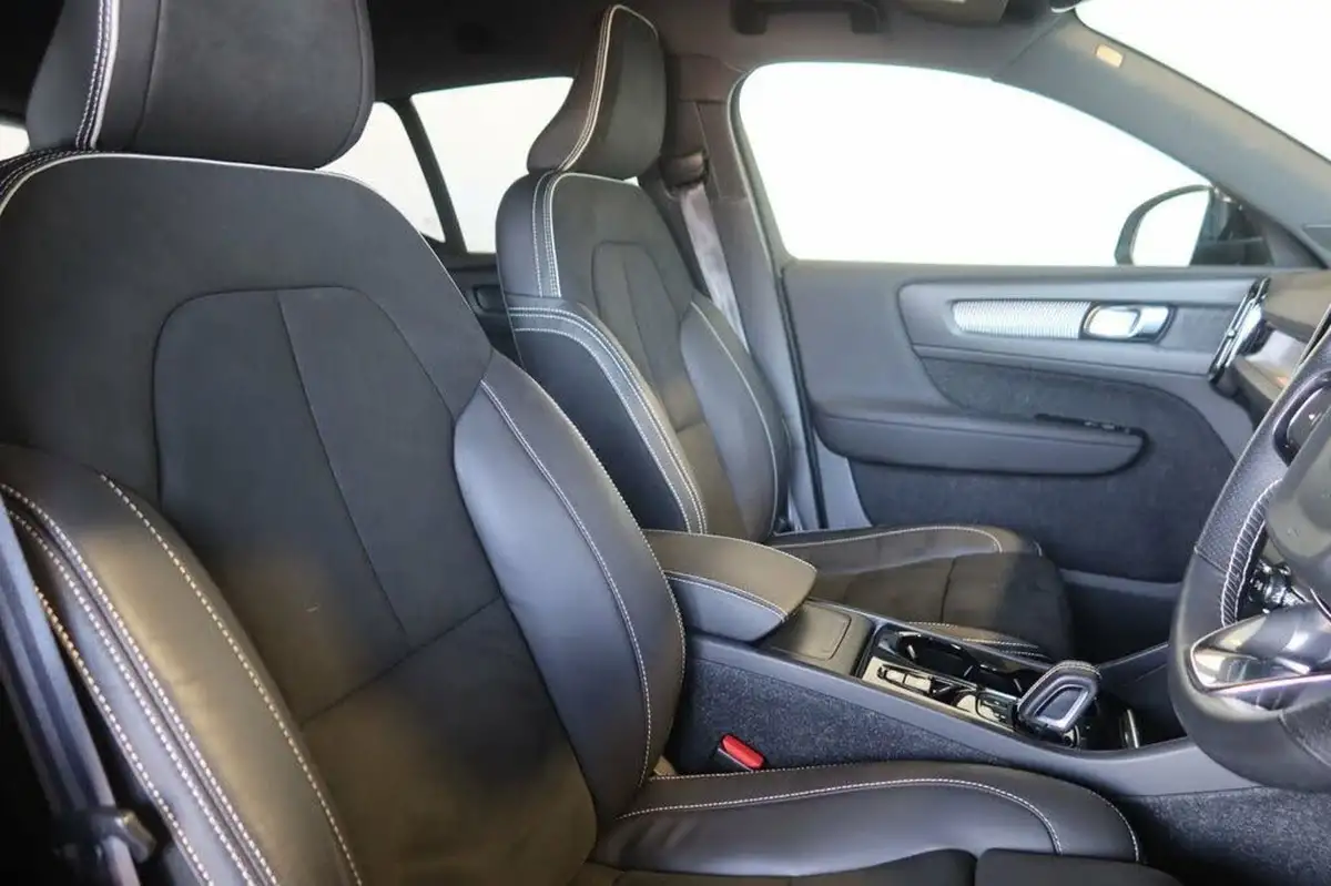 2021-volvo-xc40-20-b4-r-design-194bhp-auto-big-9