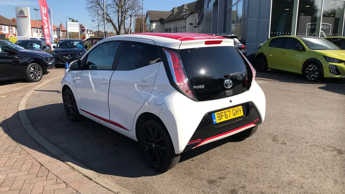 2018-toyota-aygo-10-vvt-i-x-press-71bhp-big-4