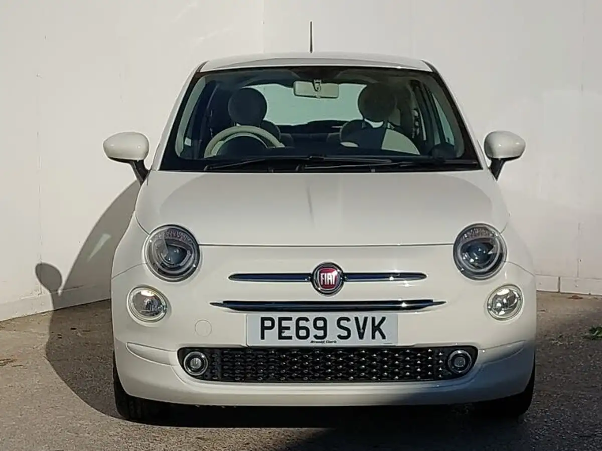 2019-fiat-500-12-lounge-big-11