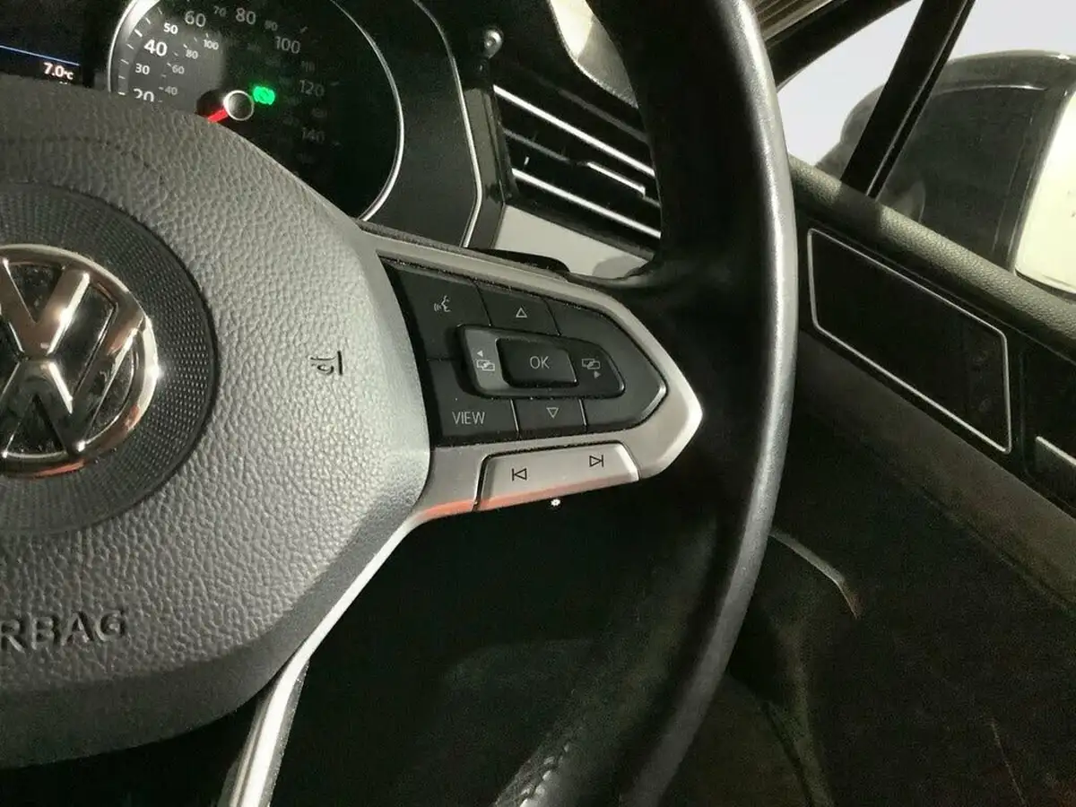 2020-volkswagen-passat-16tdi-sel-estate-5d-big-13