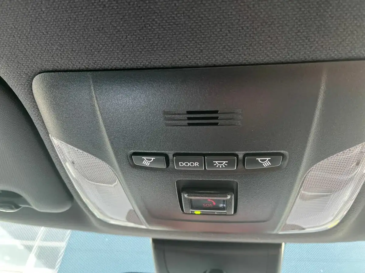 2022-toyota-corolla-18-vvt-i-icon-120bhp-trk-hatchback-5d-big-23