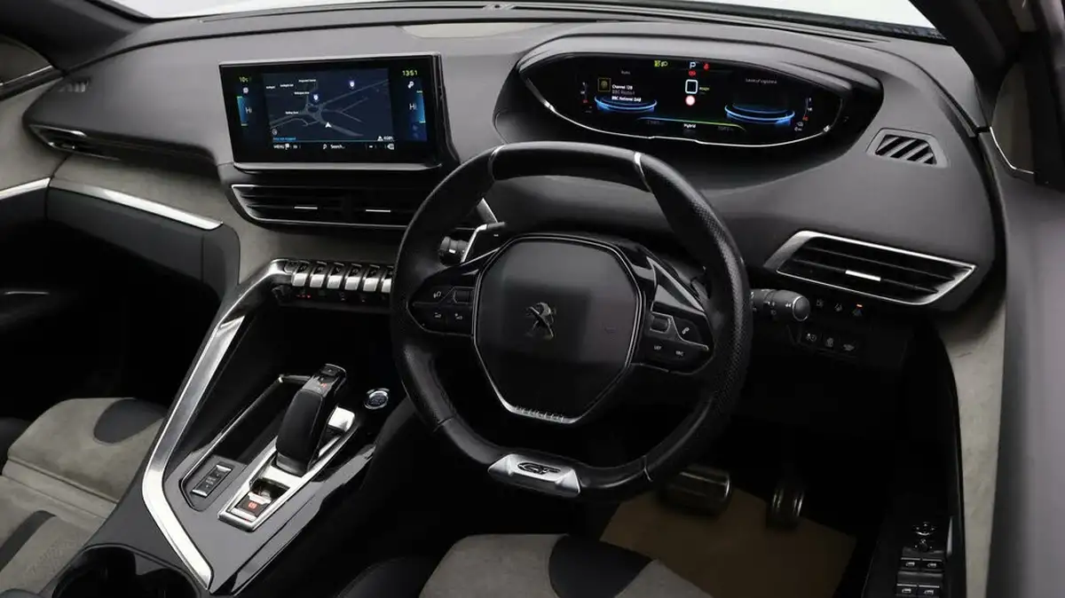 2021-peugeot-3008-suv-16-puretech-gt-premium-225bhp-hybrid-e-eat8-big-8