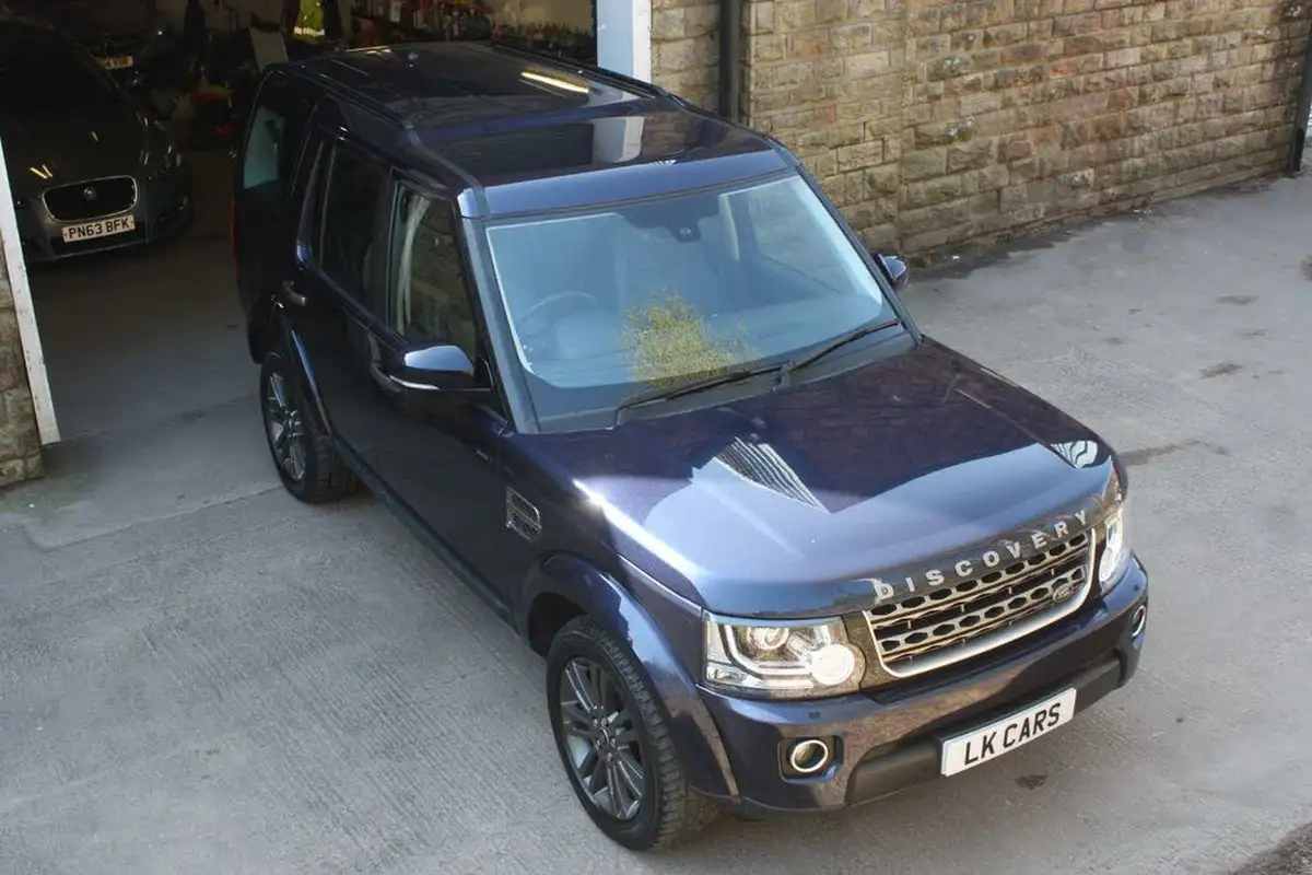2016-land-rover-discovery-4-30-sd-v6-graphite-big-8