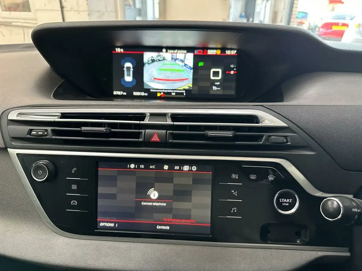2018-citroen-grand-c4-picasso-12-puretech-flair-big-16