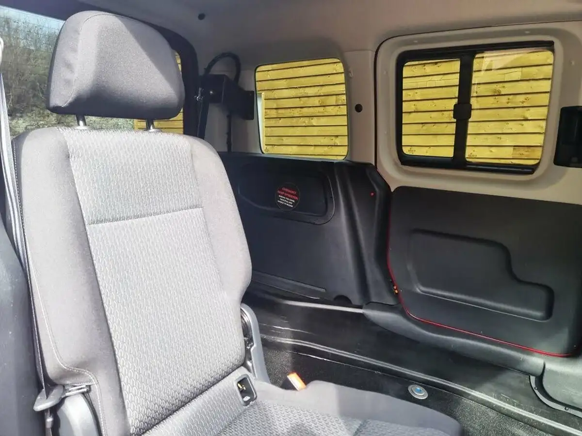 2020-volkswagen-caddy-life-20tdi-c20-big-18