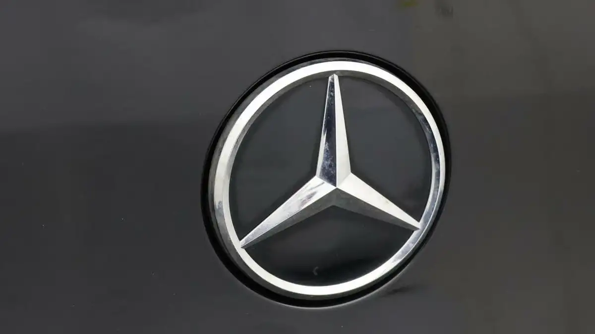 2021-mercedes-benz-eqc-e-eqc-400-amg-line-big-19