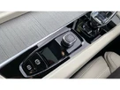2024-volvo-xc60-20-t8-ultimate-dark-small-21