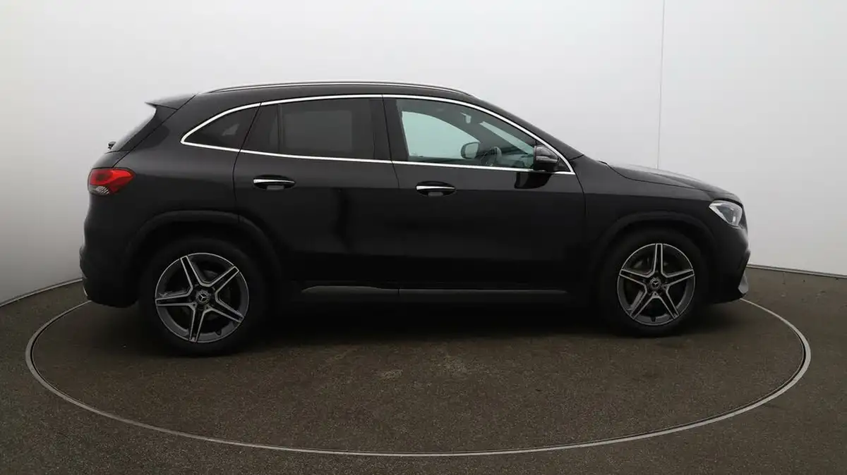 2021-mercedes-benz-gla-class-13-gla-180-amg-line-premium-plus-1332cc-big-43