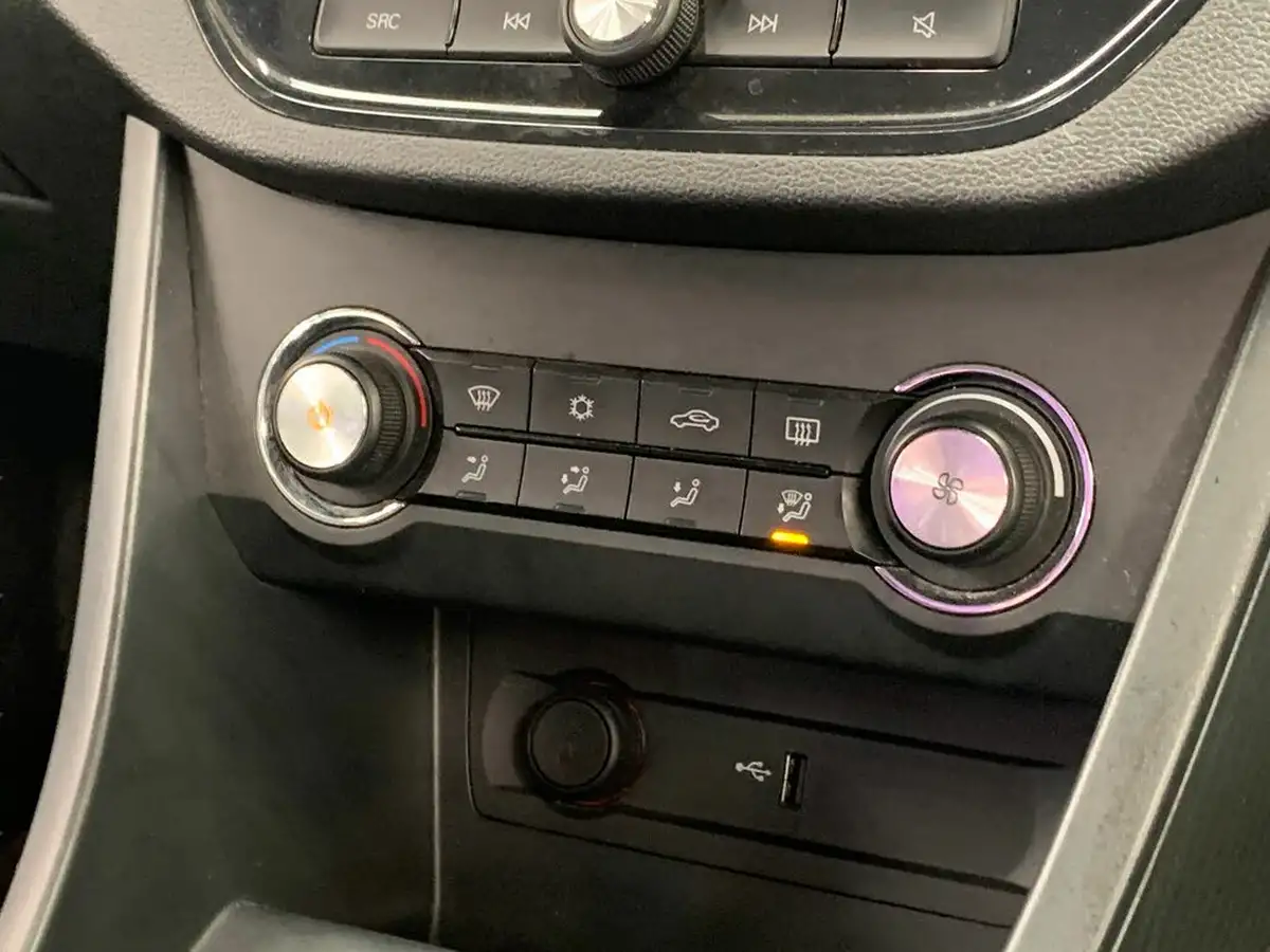 2023-mg-mg3-15-vti-tech-exclusive-nav-big-16