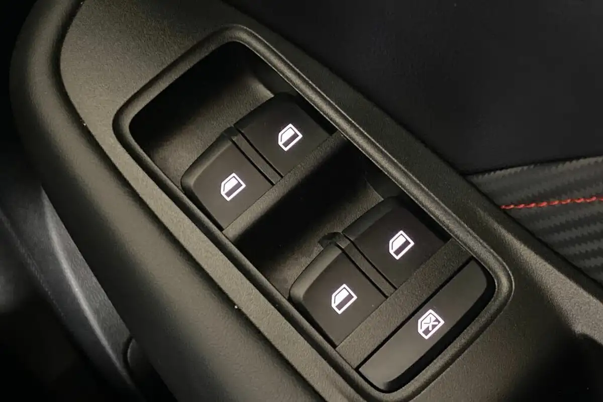 2023-mg-zs-suv-10t-gdi-exclusive-auto-big-38