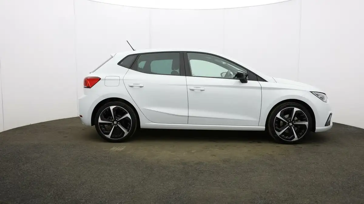 2022-seat-ibiza-10-tsi-fr-sport-110ps-big-7