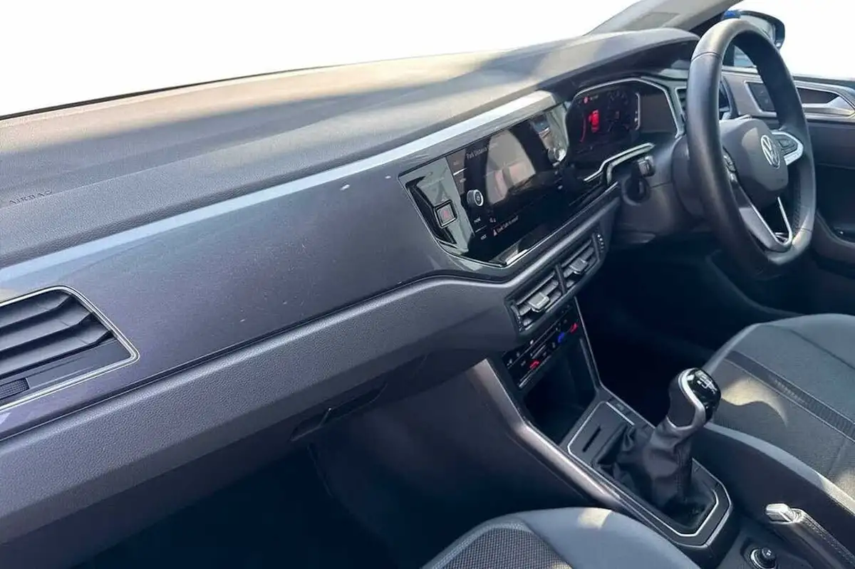 2023-volkswagen-polo-10-tsi-style-big-1
