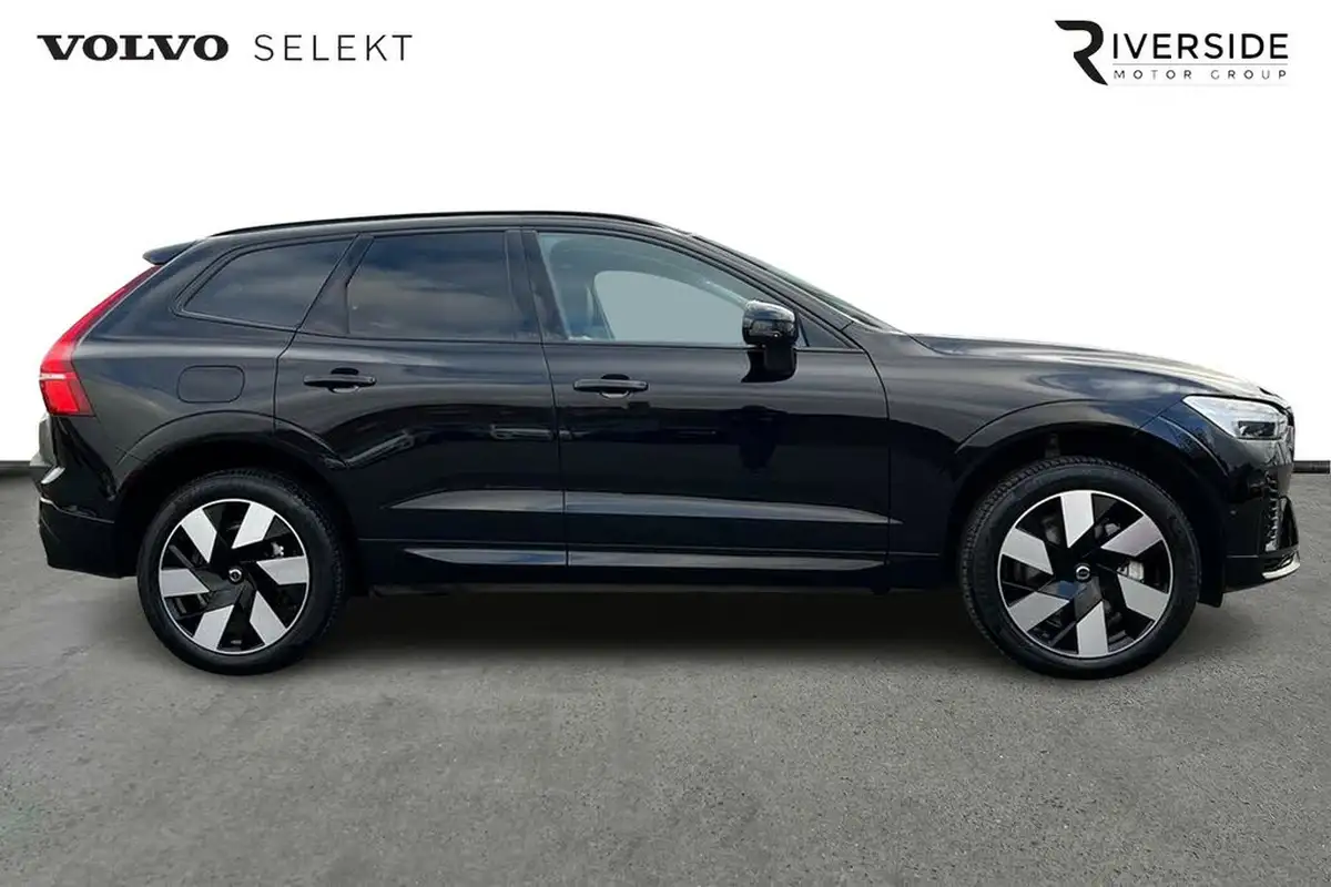 2024-volvo-xc60-20-t8-ultimate-dark-big-3