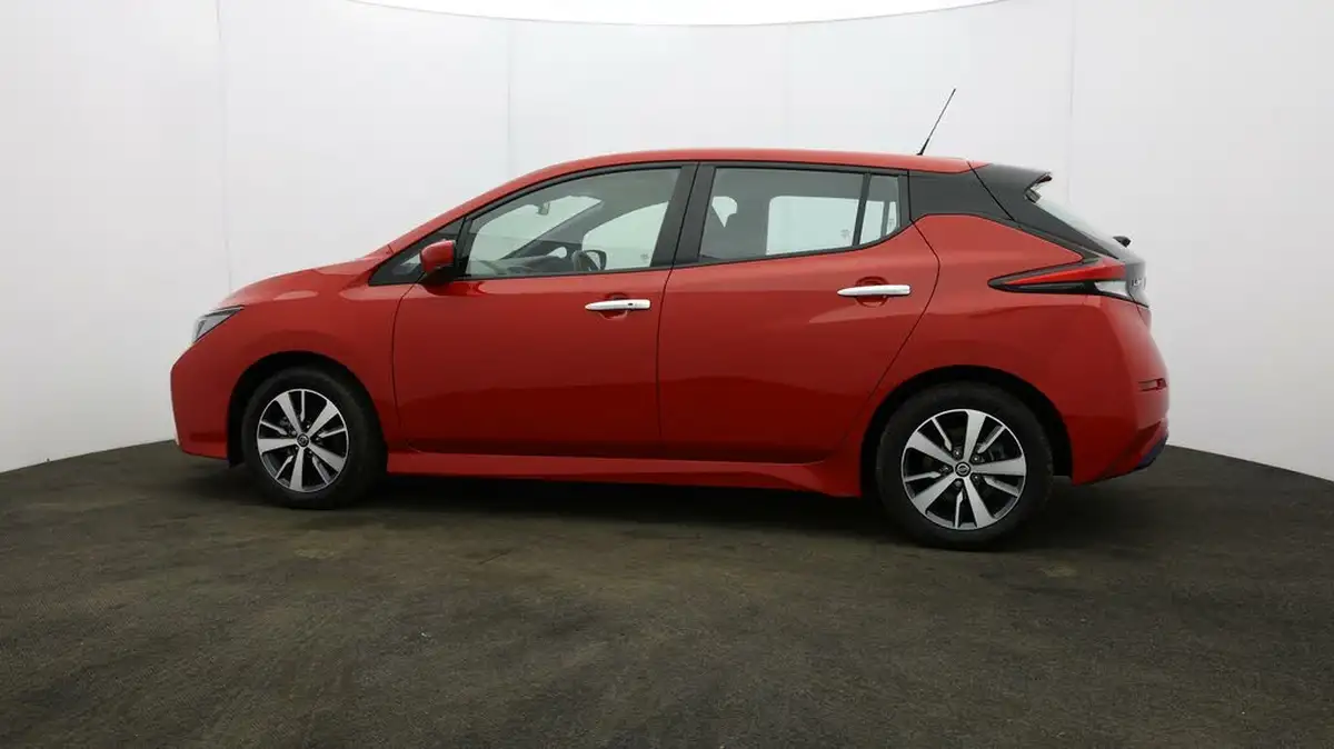 2021-nissan-leaf-e-acenta-big-60