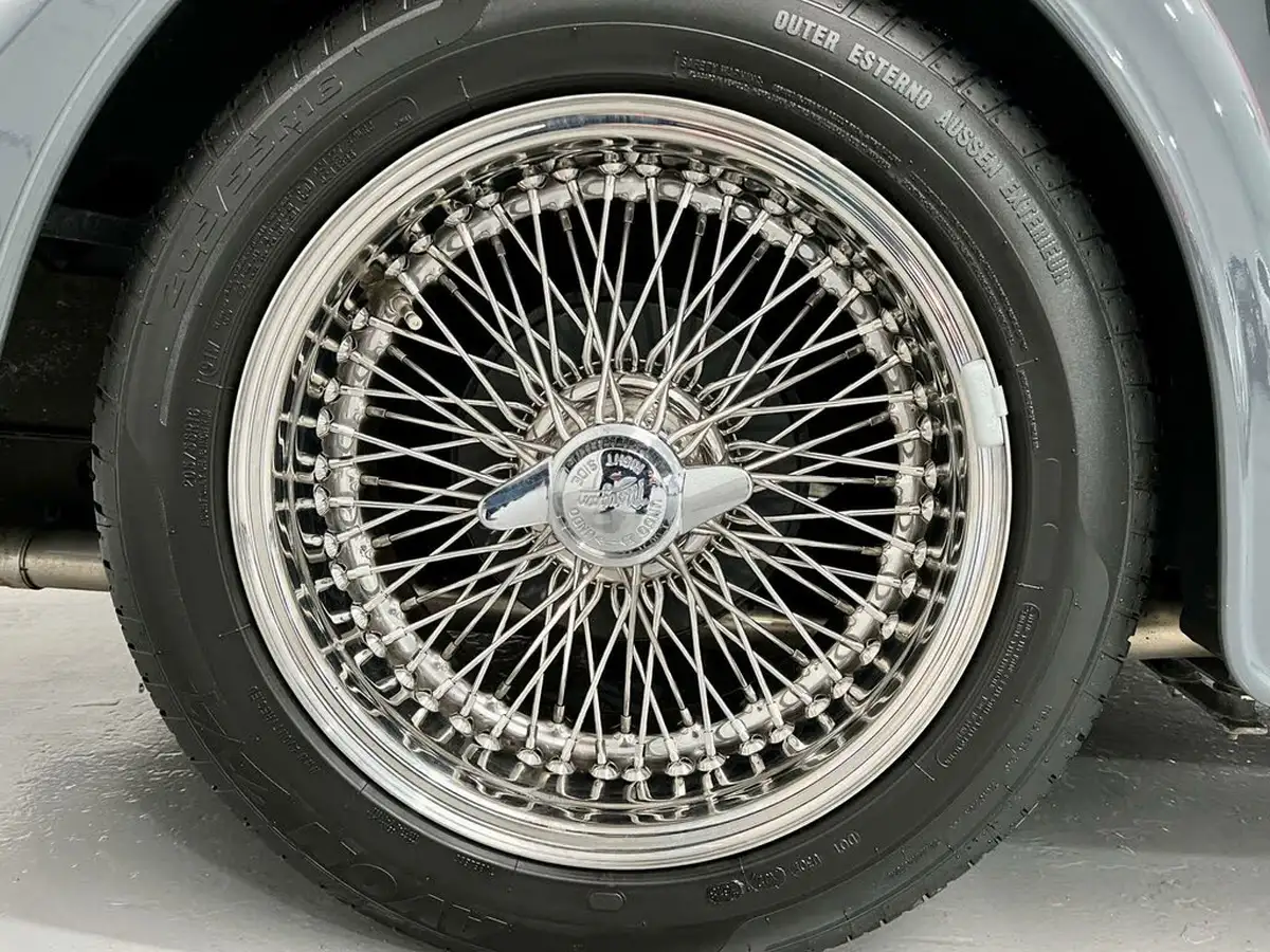 2020-morgan-roadster-37-big-53