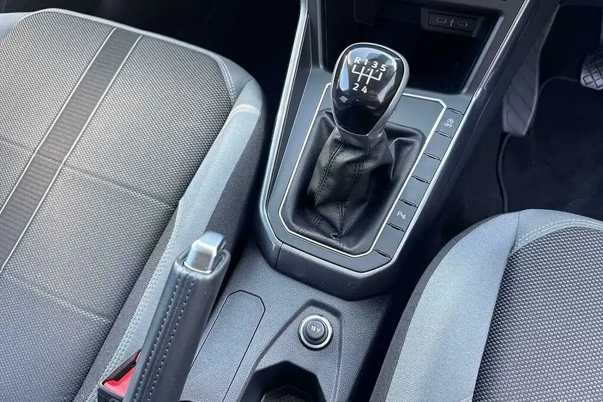 2023-volkswagen-polo-10-tsi-style-big-26
