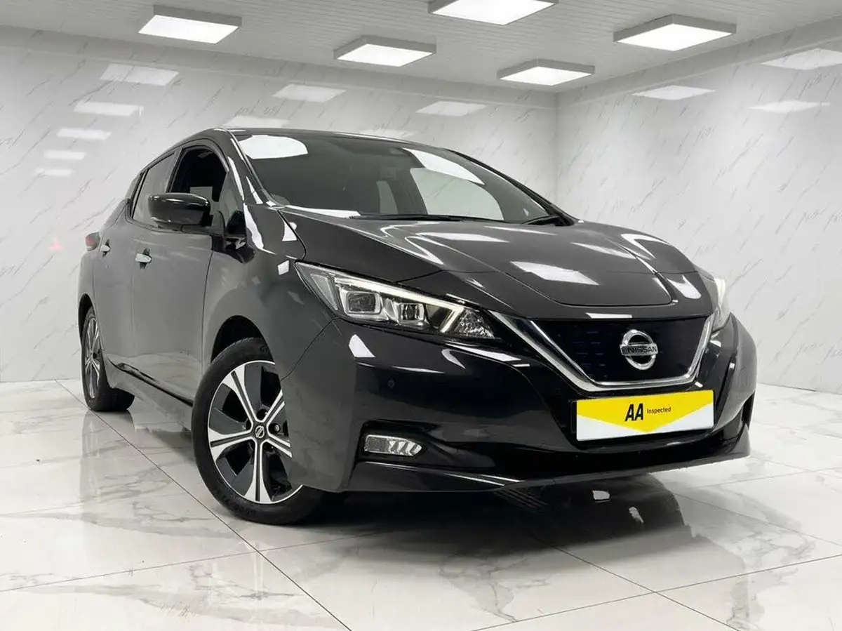 2021-nissan-leaf-e-tekna-big-1