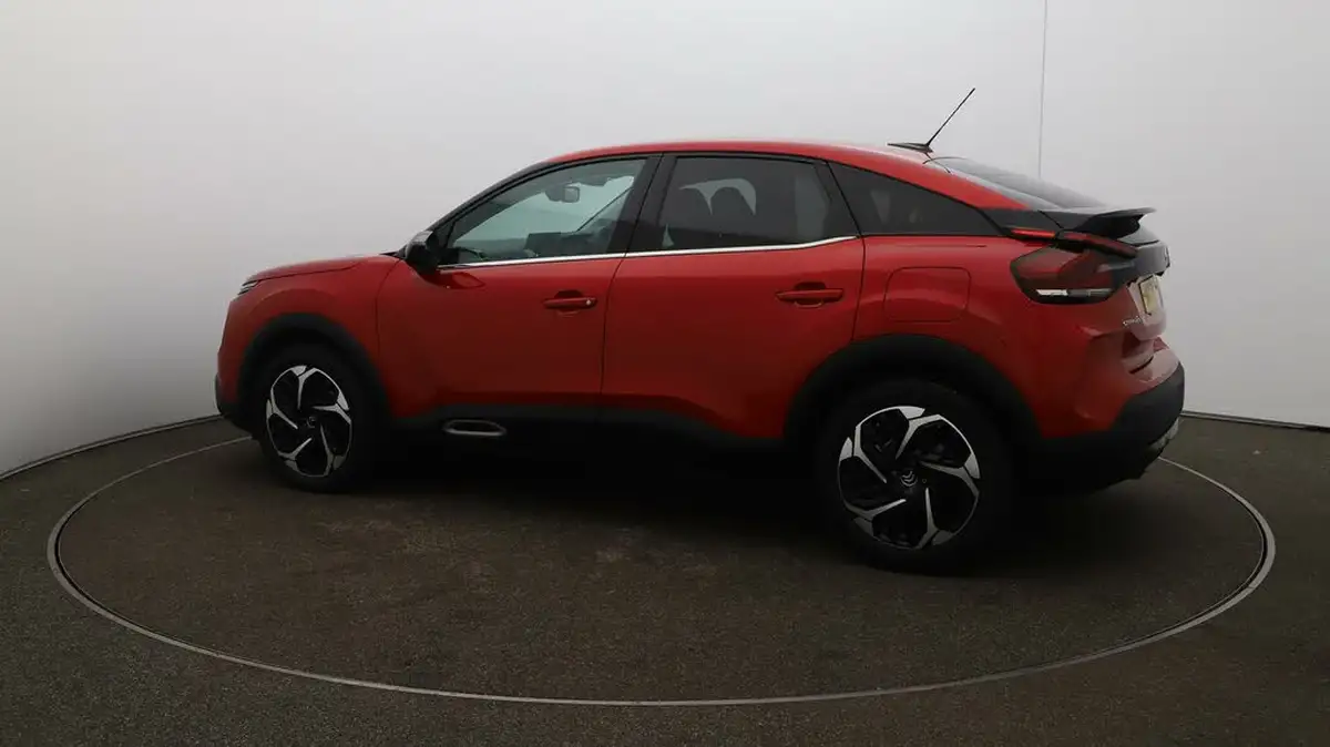 2021-citroen-c4-12-puretech-shine-130ps-big-40