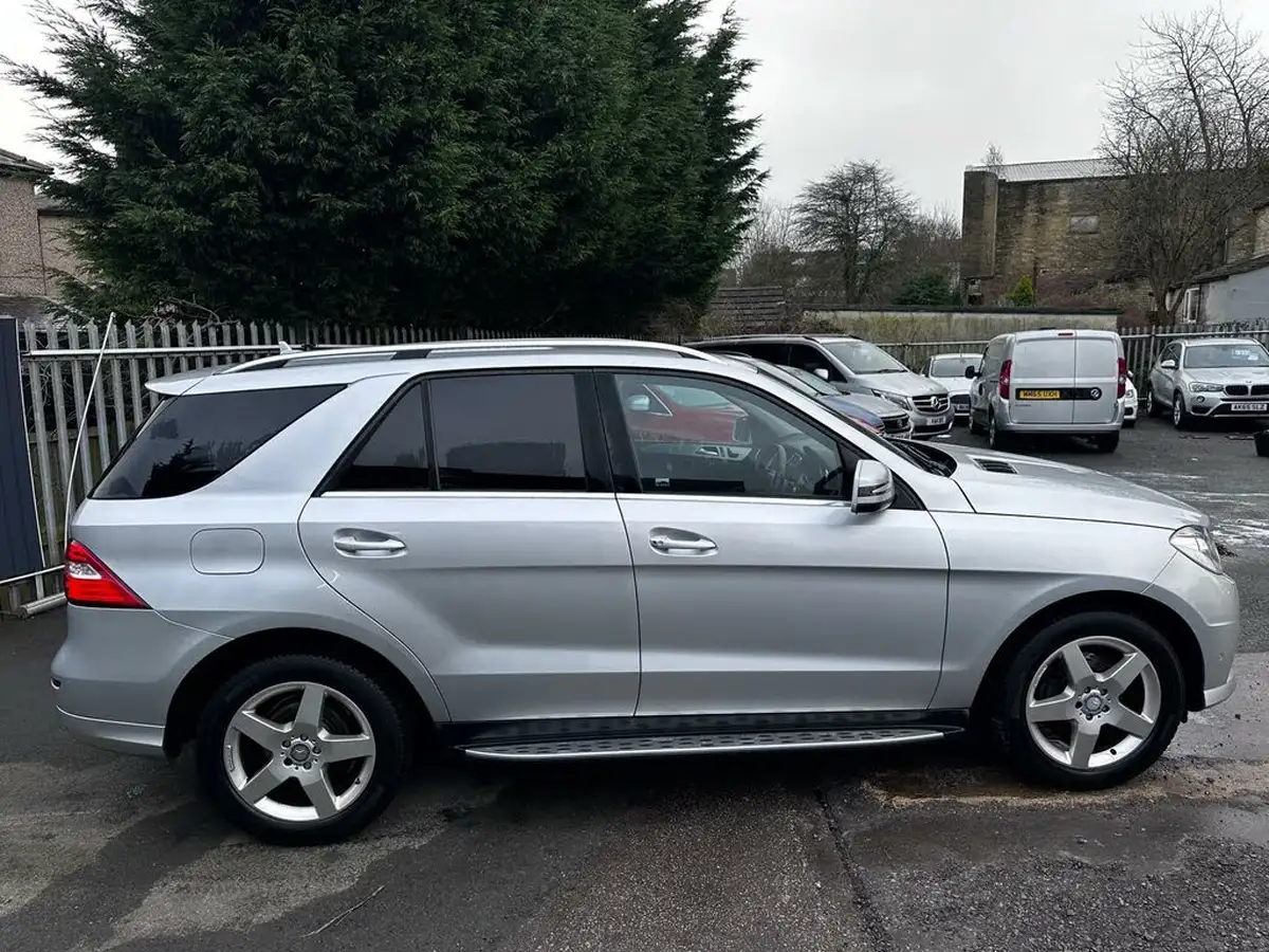 2014-mercedes-benz-m-class-21cdi-ml250-bluetec-amg-sport-big-13