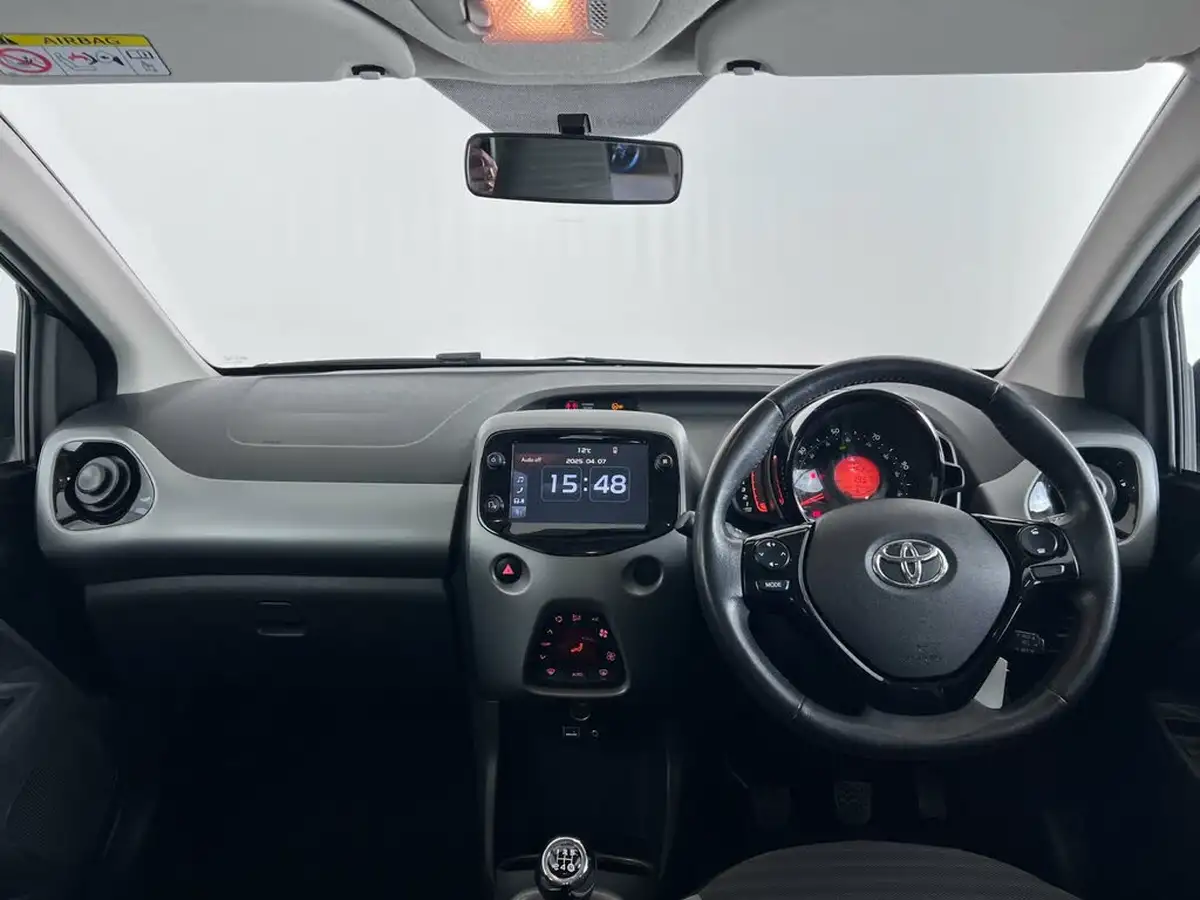 2020-toyota-aygo-10-vvt-i-x-trend-big-13
