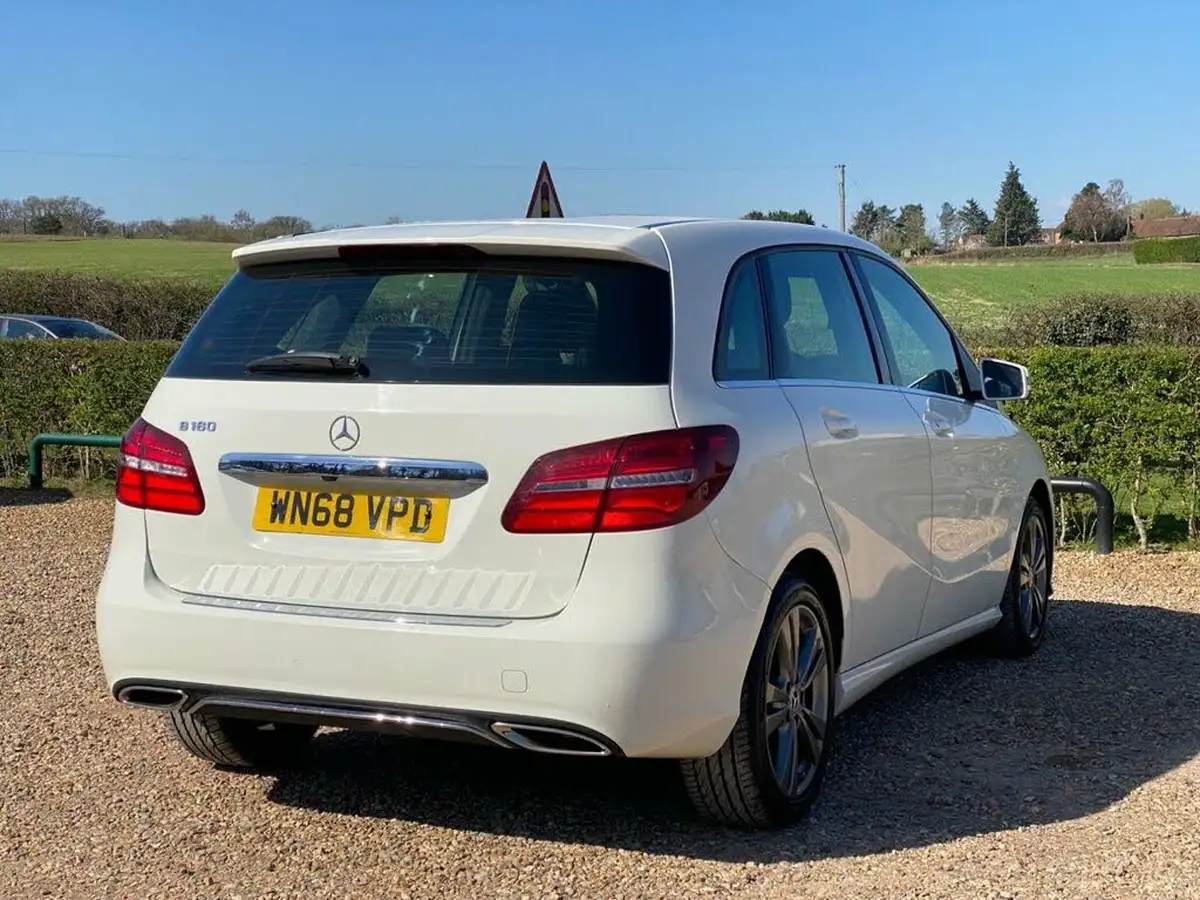 2018-mercedes-benz-b-class-16-b180-exclusive-edition-ss-big-7