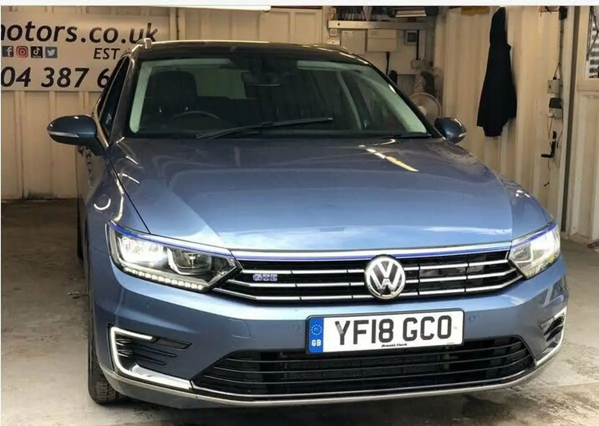 2018-volkswagen-passat-14-tsi-gte-estate-5d-big-33