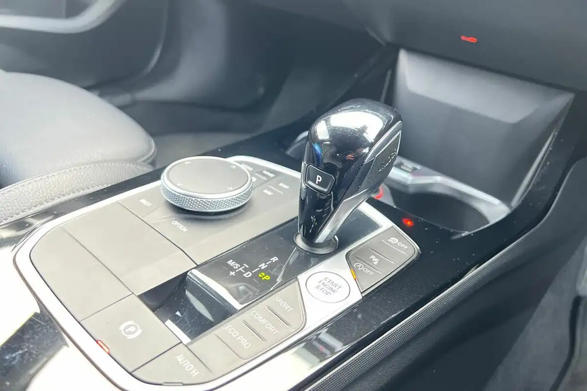 2022-bmw-1-series-20-m135i-xdrive-big-12