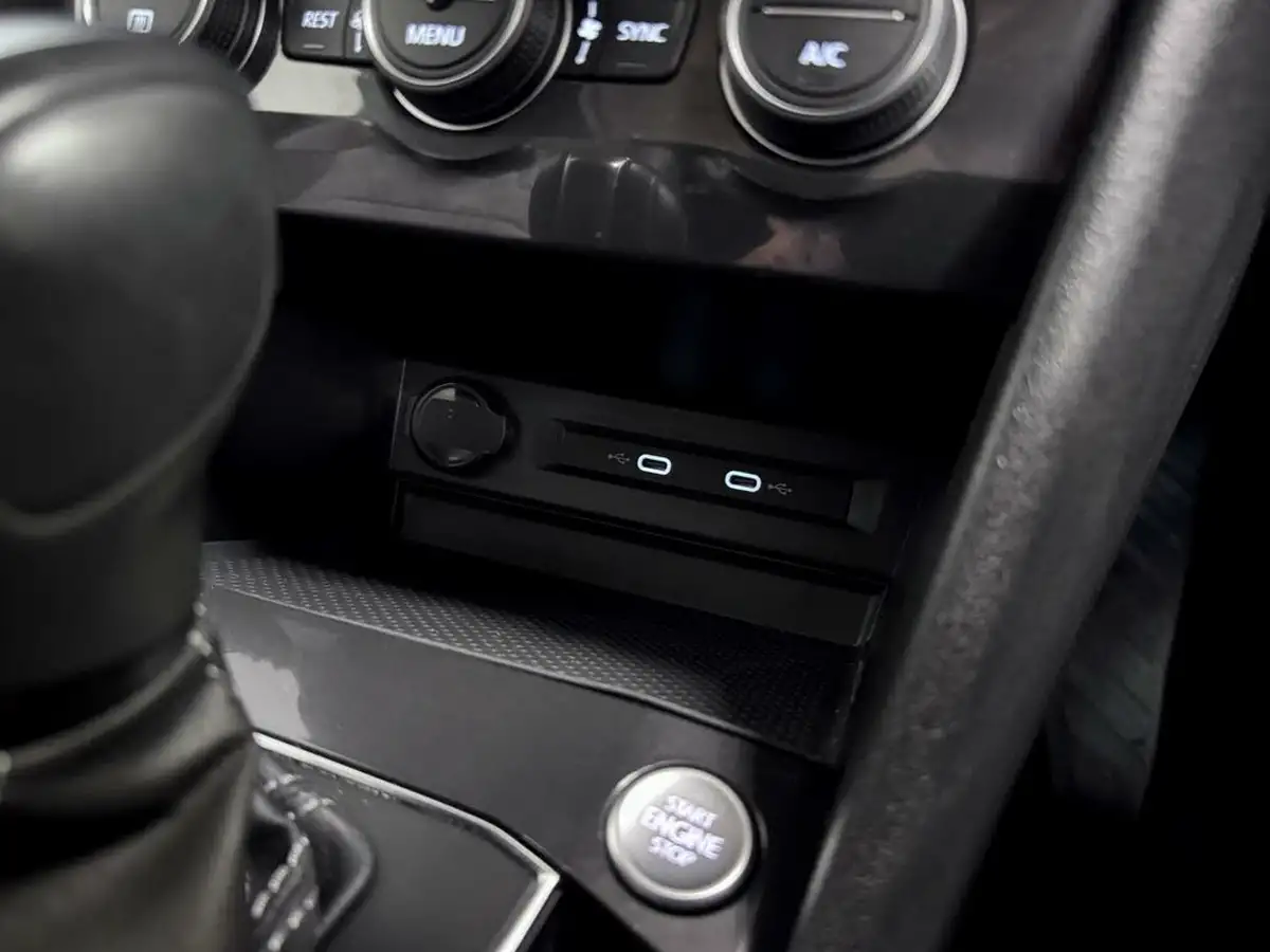 2021-volkswagen-tiguan-allspace-15-tsi-r-line-tech-big-29