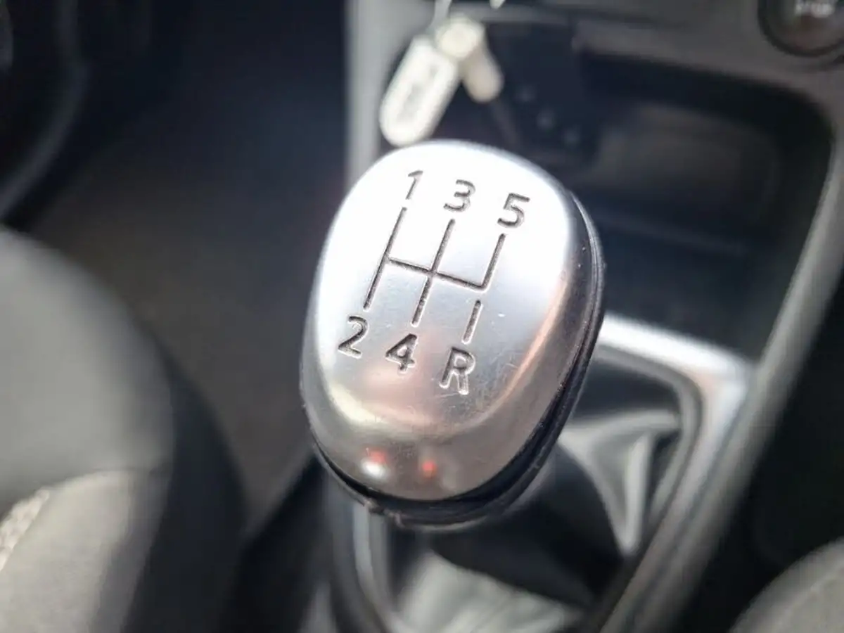 2019-renault-captur-15dci-iconic-90bhp-energy-ss-big-18