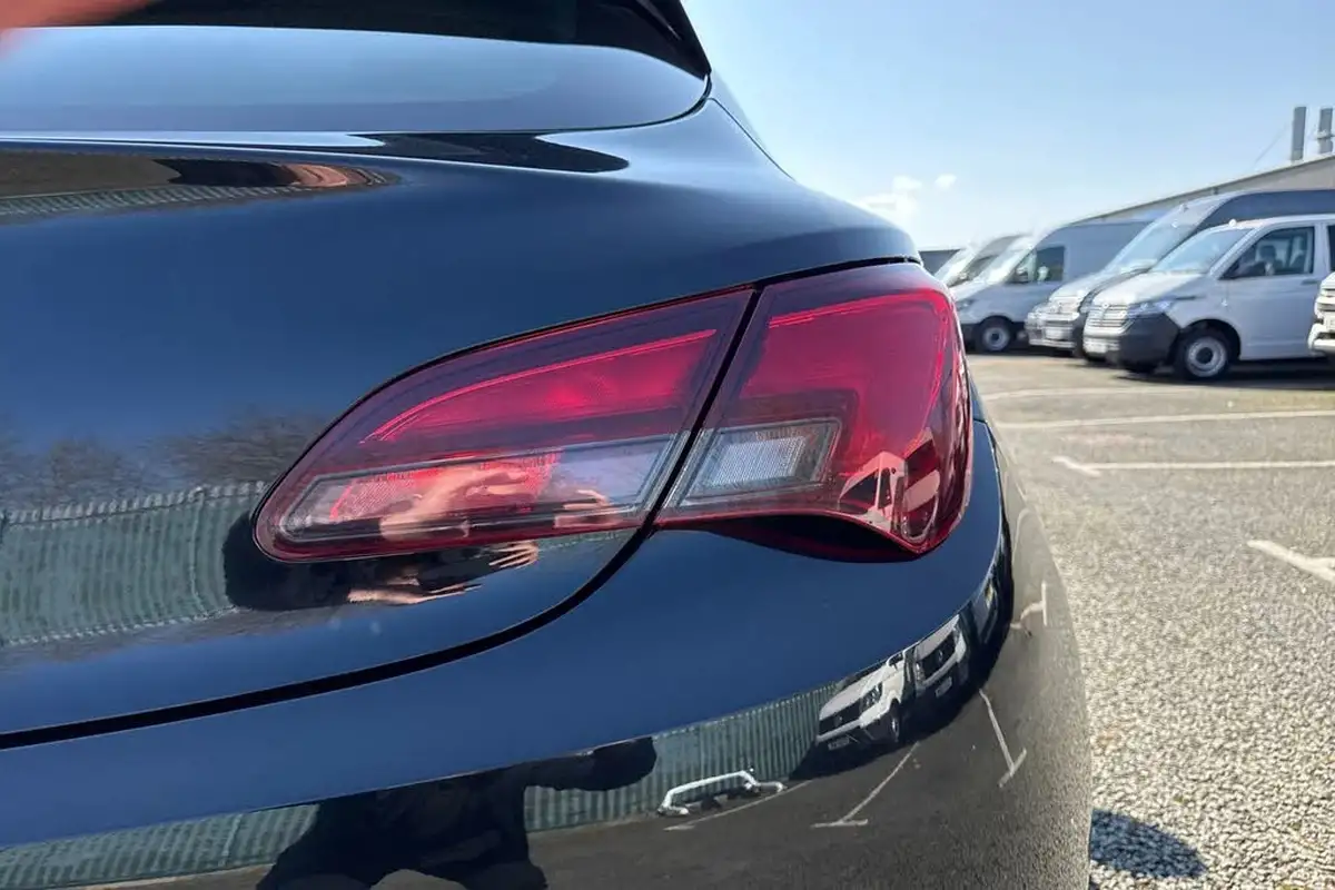 2017-vauxhall-gtc-14i-sri-turbo-140ps-big-29