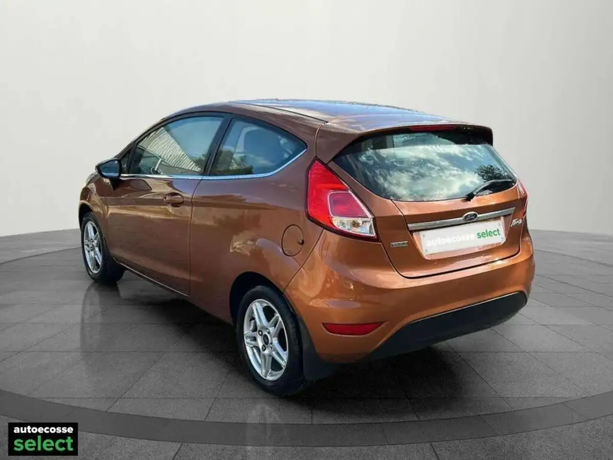 2013-ford-fiesta-10-zetec-100ps-ecoboost-ss-3d-big-20
