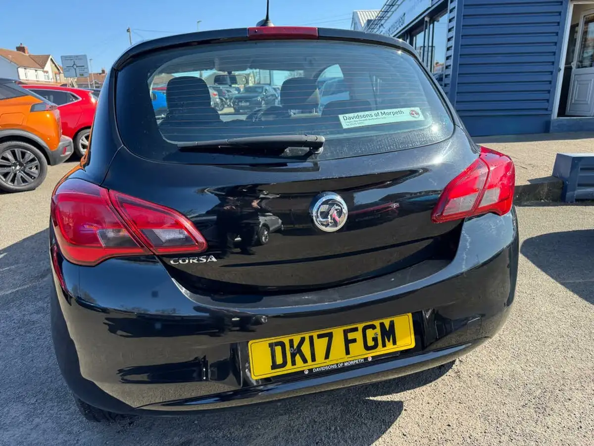 2017-vauxhall-corsa-14i-design-90ps-ecoflex-3d-big-15