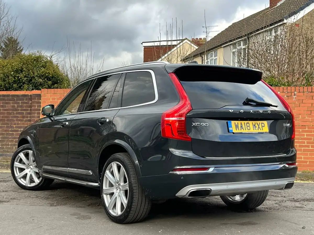 2018-volvo-xc90-20-t8-inscription-pro-384bhp-awd-twin-engine-big-60