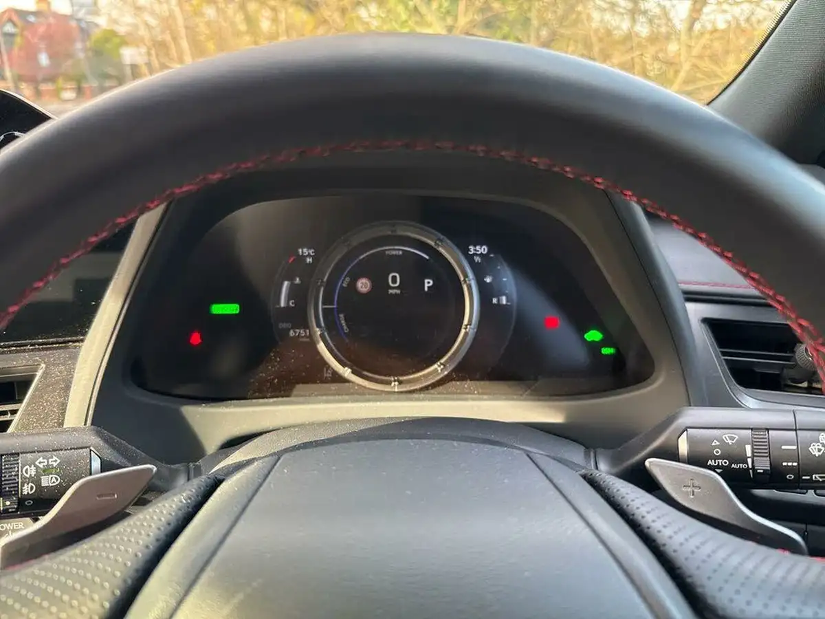 2022-lexus-ux-250h-20-f-sport-premium-plus-pack-big-13
