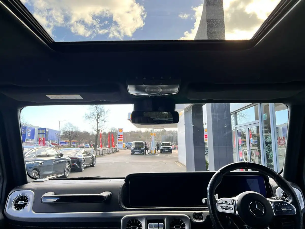 2021-mercedes-benz-g-class-40-g63-amg-big-27