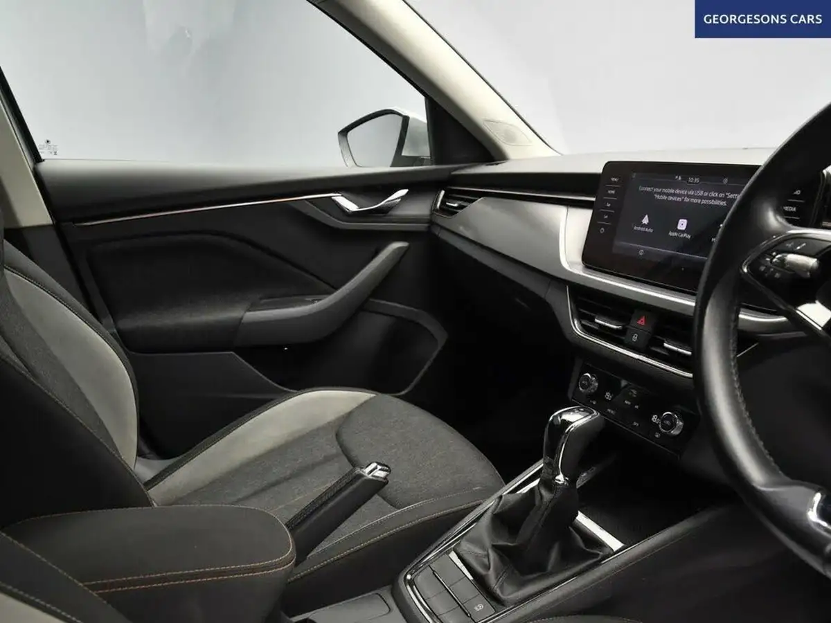 2021-skoda-kamiq-10-tsi-se-l-109ps-dsg-big-22