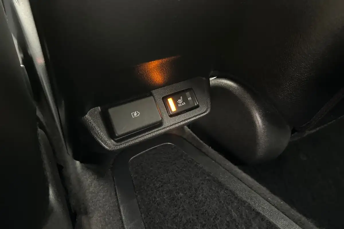 2021-nissan-leaf-e-e-n-connecta-big-18